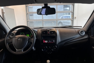 LADA KALINA