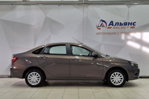 LADA VESTA