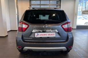 NISSAN TERRANO