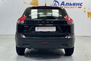 LADA XRAY