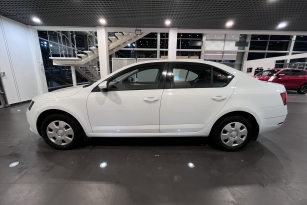 SKODA OKTAVIA