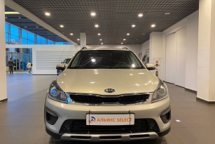 KIA RIO X-LINE