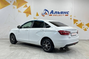 LADA VESTA