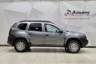 RENAULT DUSTER