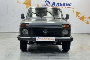 LADA 2131 (4X4)