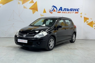 NISSAN TIIDA