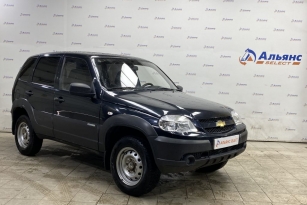 CHEVROLET NIVA