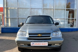 CHEVROLET NIVA