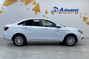 LADA VESTA