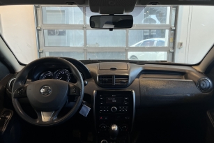 NISSAN TERRANO