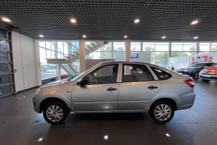 LADA GRANTA