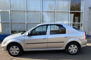 RENAULT LOGAN