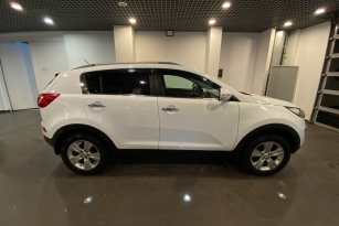 KIA SPORTAGE QL