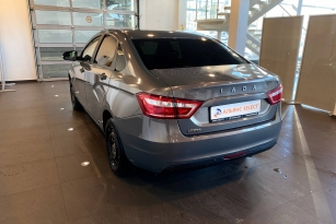 LADA VESTA