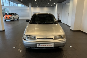 LADA 2110