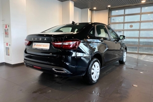 LADA VESTA