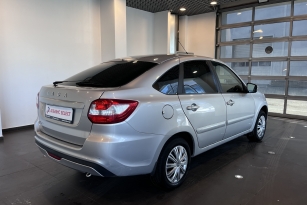 LADA GRANTA