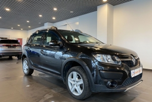 RENAULT SANDERO STEPWAY