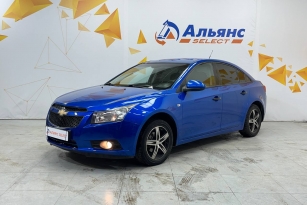 CHEVROLET CRUZE