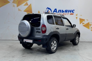 CHEVROLET NIVA