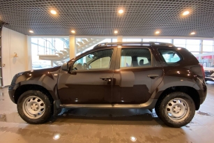 RENAULT DUSTER