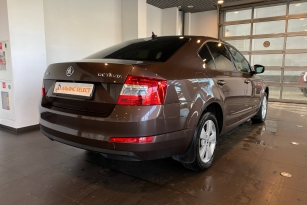 SKODA OKTAVIA