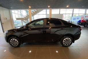 LADA VESTA