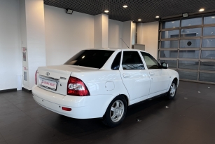 LADA PRIORA