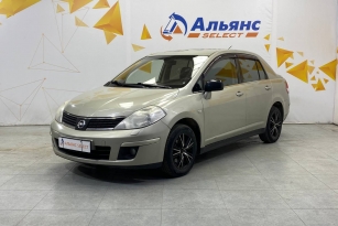 NISSAN TIIDA