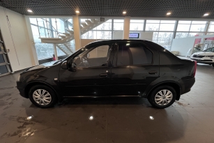 RENAULT LOGAN