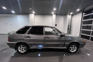 LADA 2114