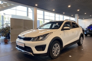 KIA RIO X-LINE