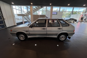 LADA 2114