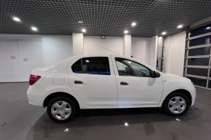 RENAULT LOGAN