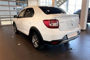 RENAULT LOGAN