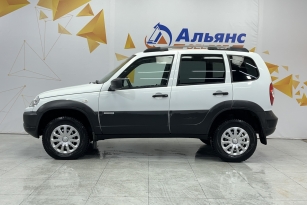 CHEVROLET NIVA