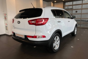 KIA SPORTAGE S