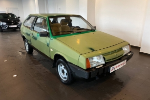 LADA 2108