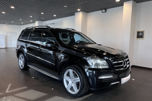 MERCEDES-BENZ GL