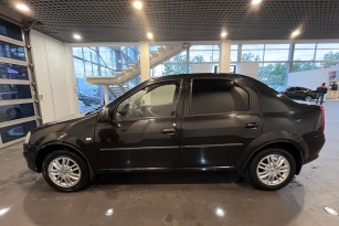 RENAULT LOGAN