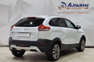 LADA XRAY