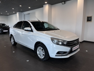 LADA VESTA