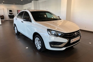 LADA VESTA