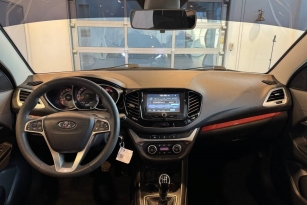 LADA VESTA