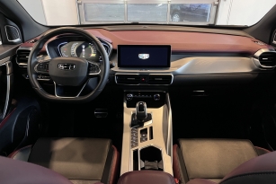 GEELY COOLRAY