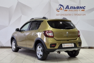 RENAULT SANDERO