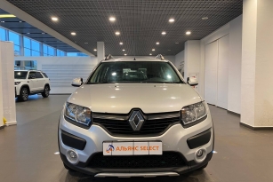 RENAULT SANDERO STEPWAY