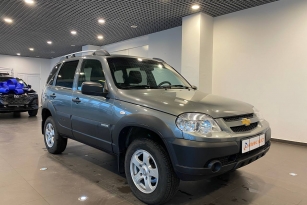 CHEVROLET NIVA