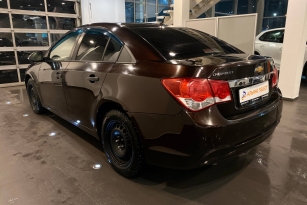 CHEVROLET CRUZE