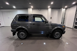 LADA 2121 (4X4)